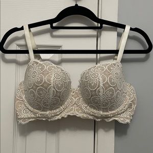 Aerie White and Nude Lace Bra | 34DD